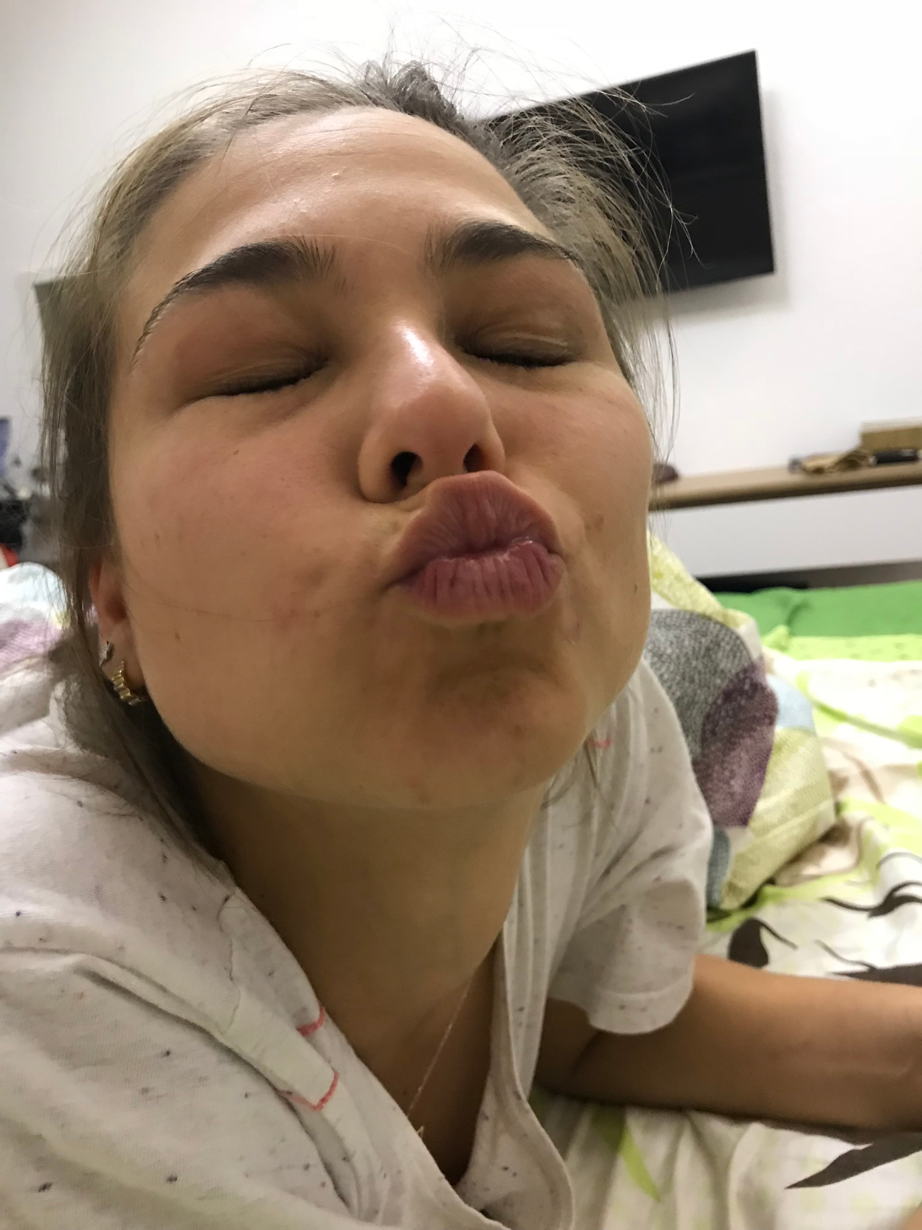:*